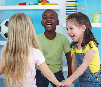 Children playing together, after The Kaufman Speech to Language Protocol (K-SLP) treatment at S.L. Hunter Speechworks in Burlington Ontario